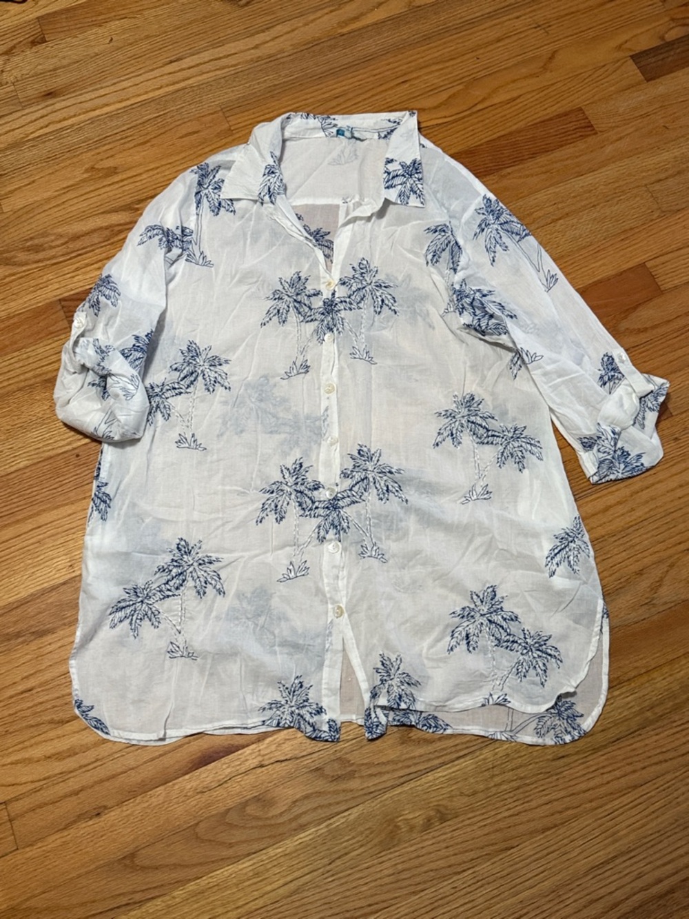 White & Blue Palm-Print Women’s Button-Up Swimsuit CoverShirt